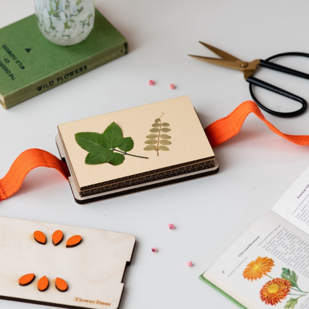 Portable Pocket Size Flower Press | Storm Flowers Garden – Storm ...